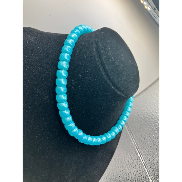 Homemade Pale Turquoise Plastic Beaded Collar Stretch 6 Inch Long Necklace! - Picture 4 of 5